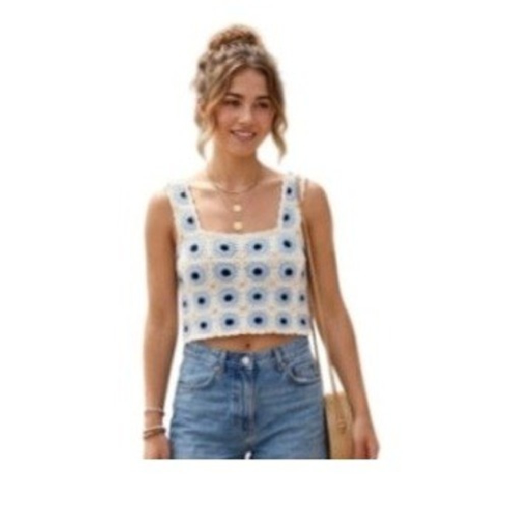 Rebellion Again Crochet Granny Square Crop Tank Top Cream Blue S